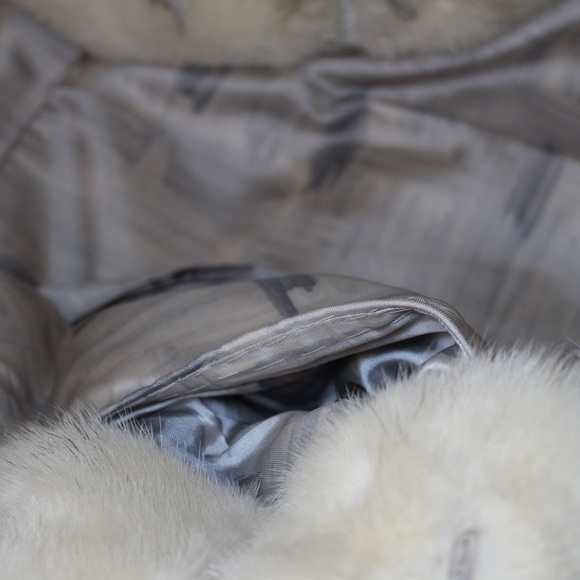 NELSON FURS Long Fur and Leather Coat With Removable Bottom - Picture 12 of 16